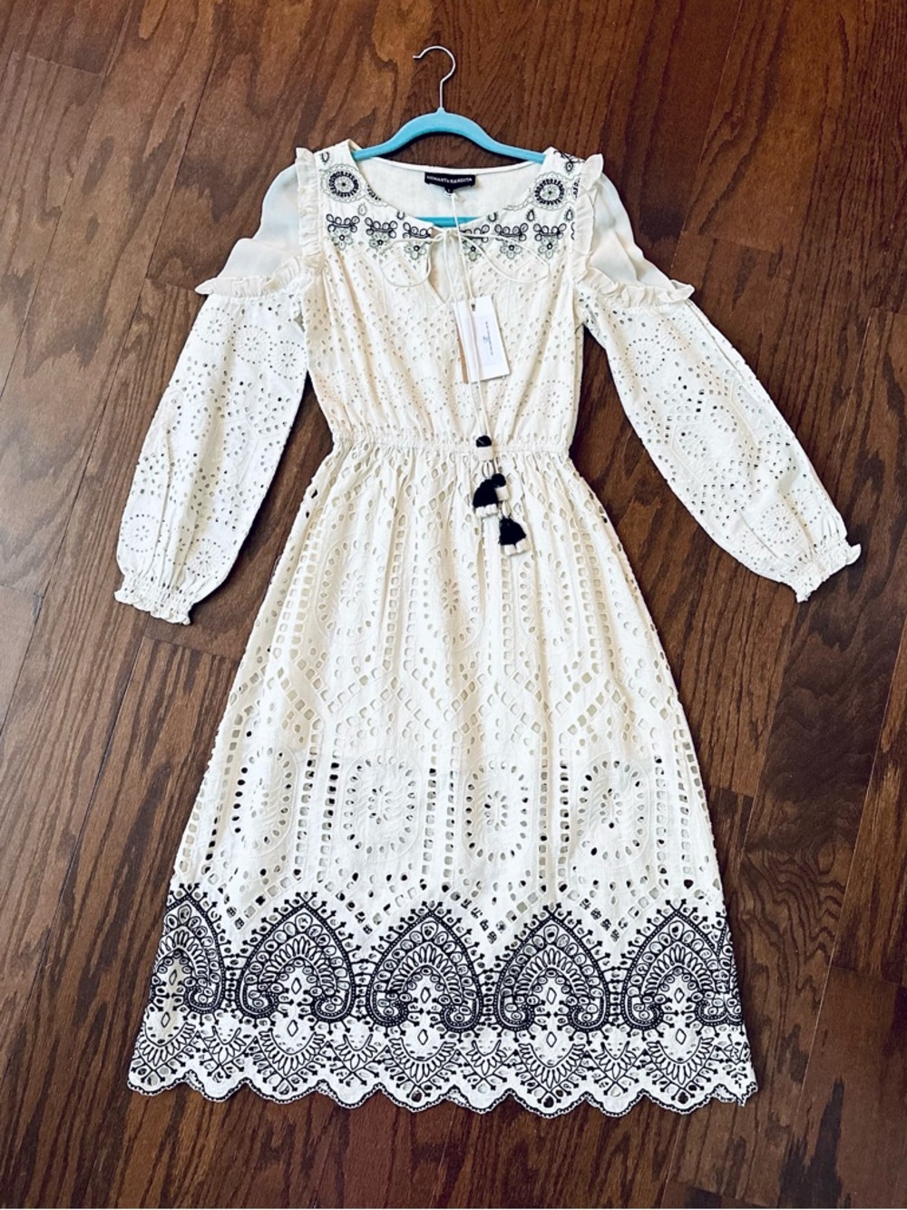 HAMANT & NANDITA Cream Embroidered Midi Dress with Black Border Detail Brand new